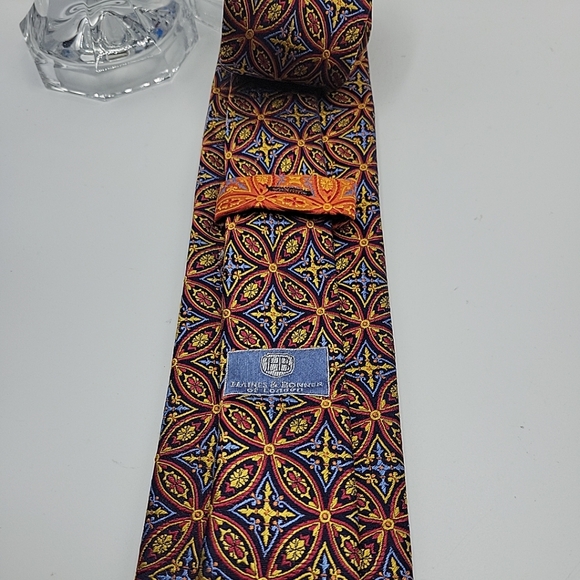 Haines & BONNER of London Silk Tie Stained Glass Jacguard handmade - Picture 3 of 6